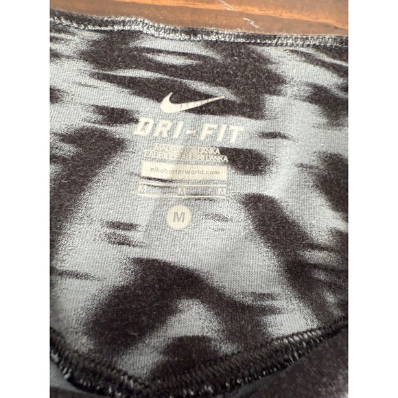 Nike Dri-FIT Gray T-Shirt Soccer Graphic Tee Women's Medium Athletic Top & Pants - Picture 15 of 16